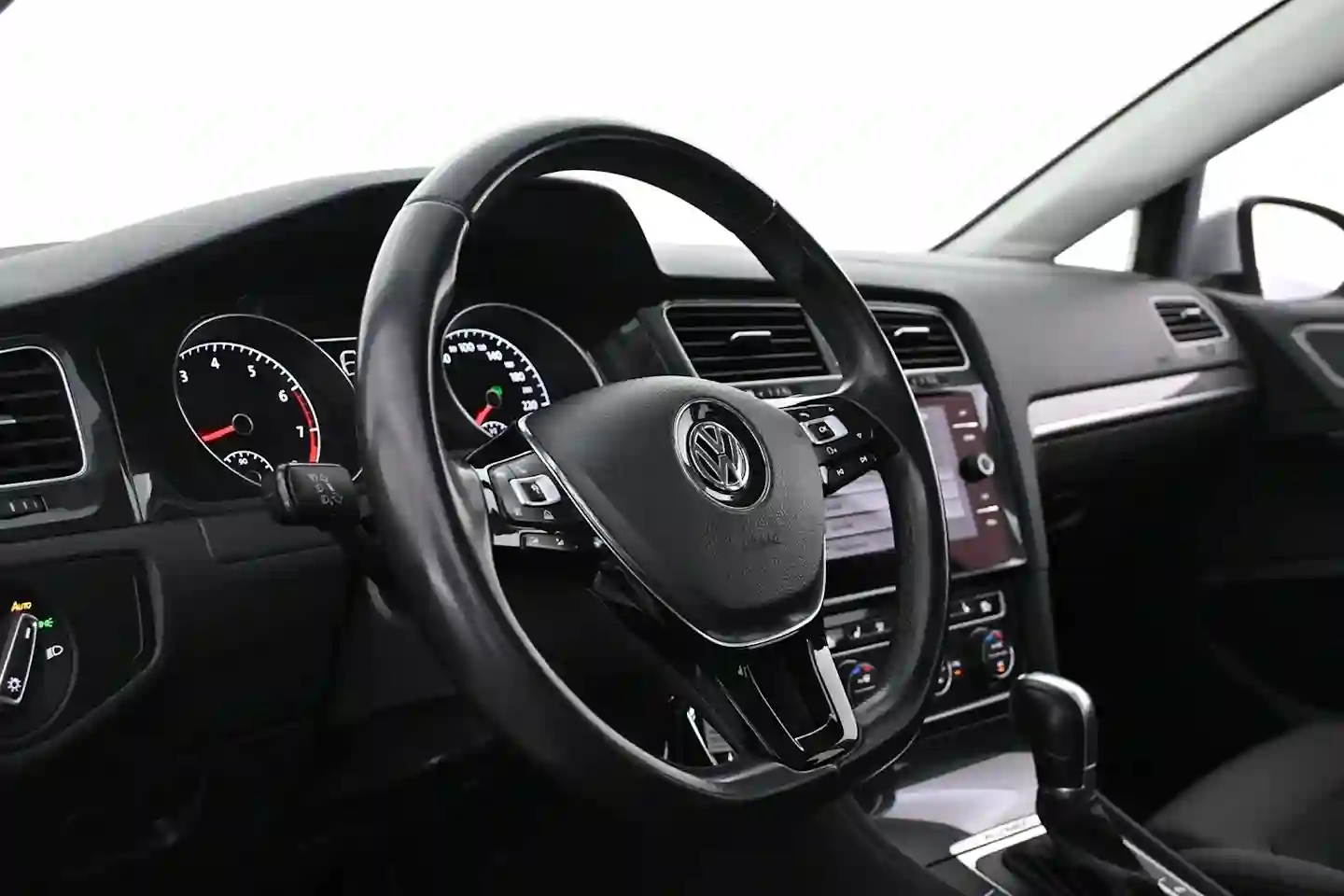Car Image - 25F1wcQERt45FVvintyCaU