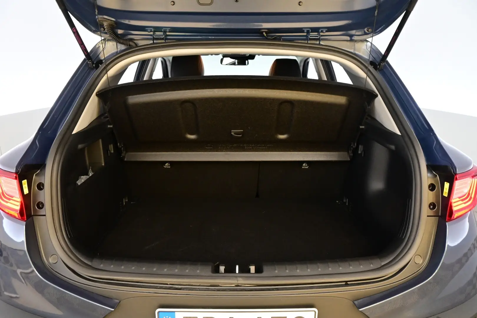 Car Image - 7wbJLCr8LBc0xv4eelHpNO