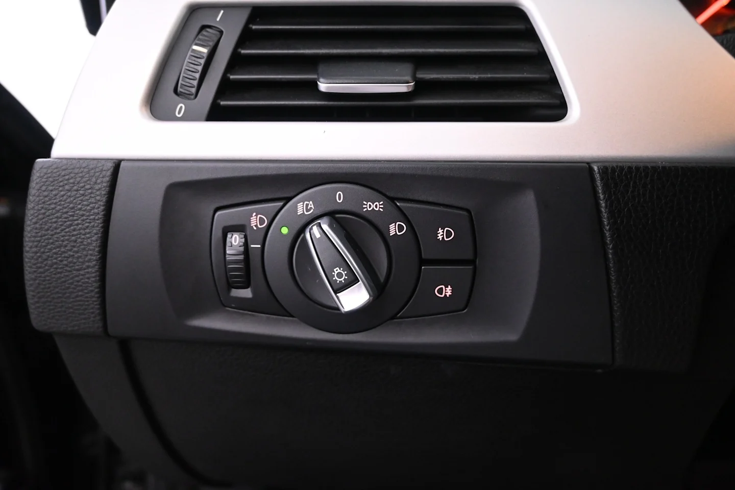 Car Image - 3PxLrYTDVwrmKaGubjnF9d