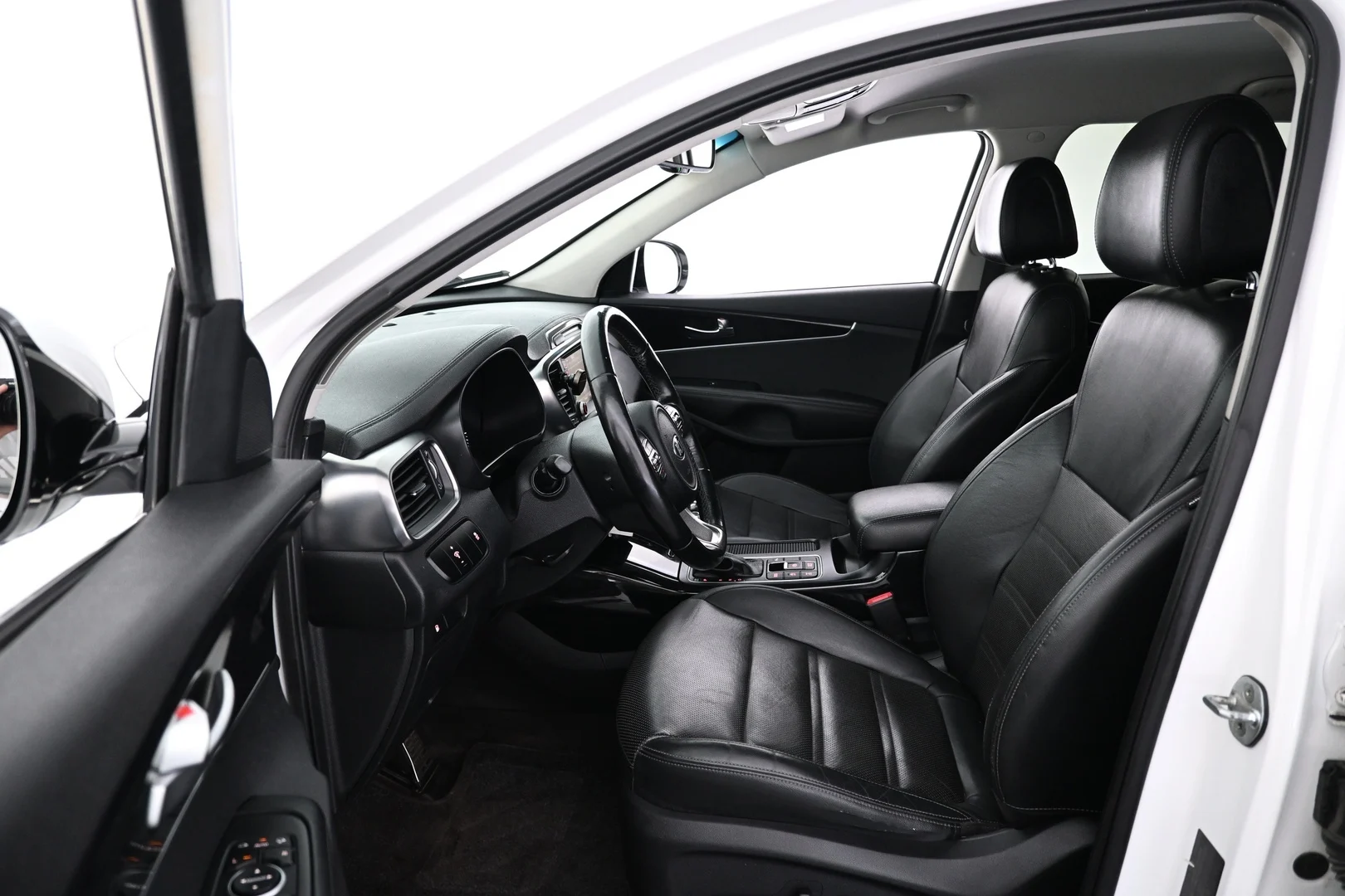Car Image - 6hdJwx45YBD2wmsnBJVJJX