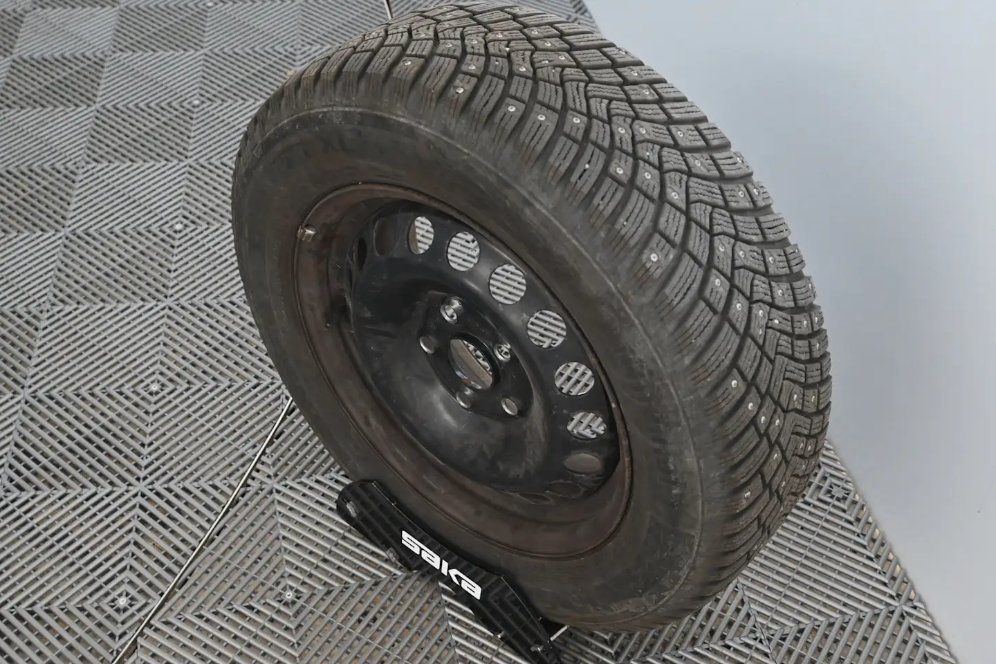 Car Image - 7sYhHNcGsKxfaZ0Xq9Hbkr