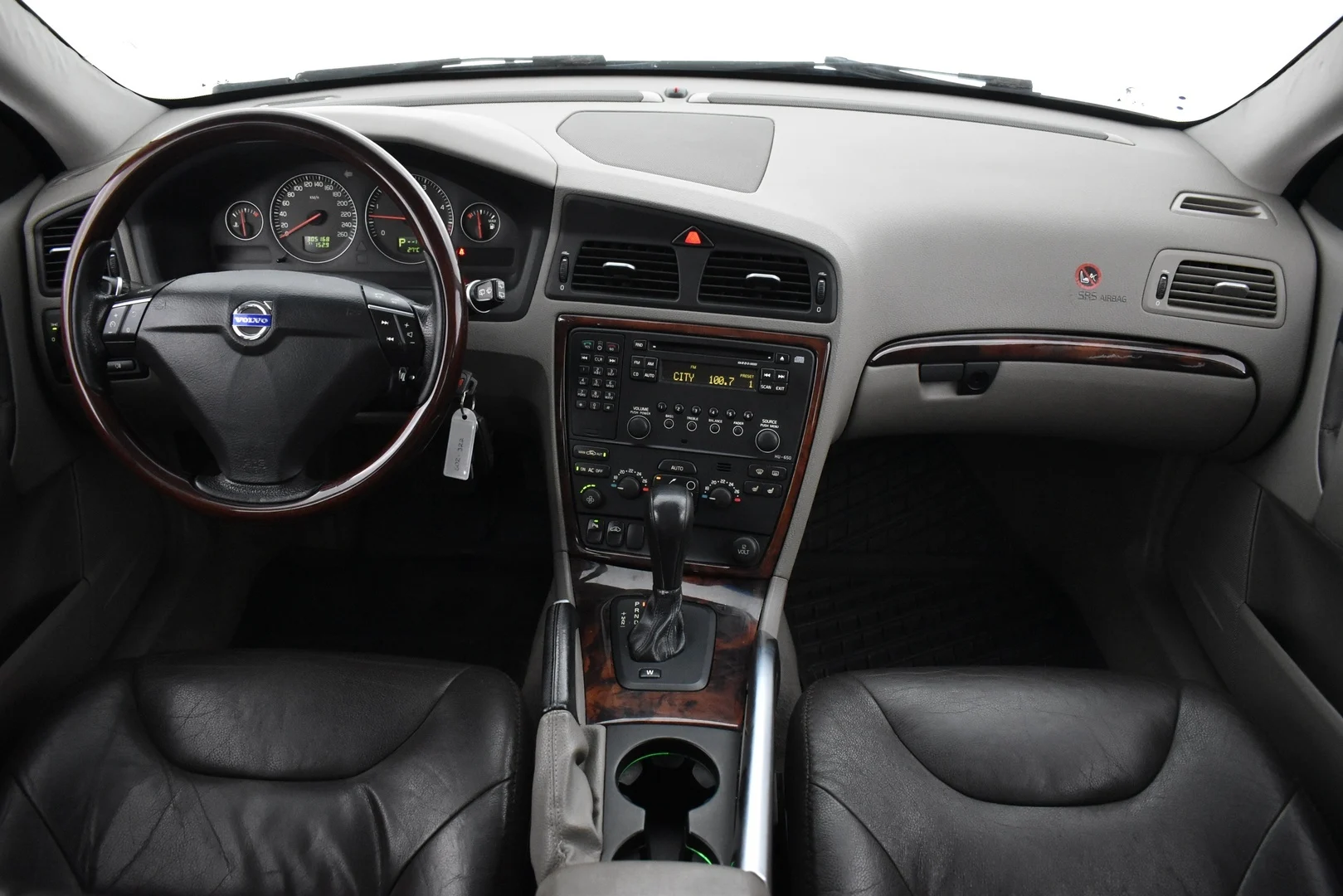 Car Image - 3R5YtsakmGYbUBLJLzfX53