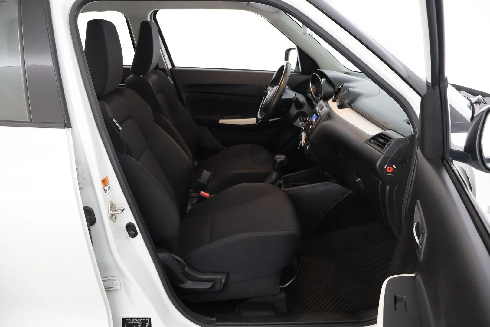 Car Image - 23kDJaYBdQmPYBabfv4K45