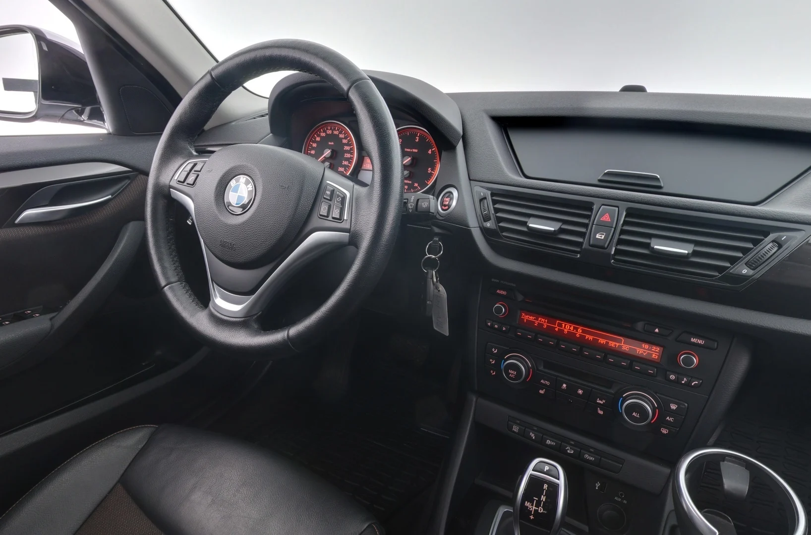 Car Image - 5v1FVGQYMEpBqs8xFfDkg8