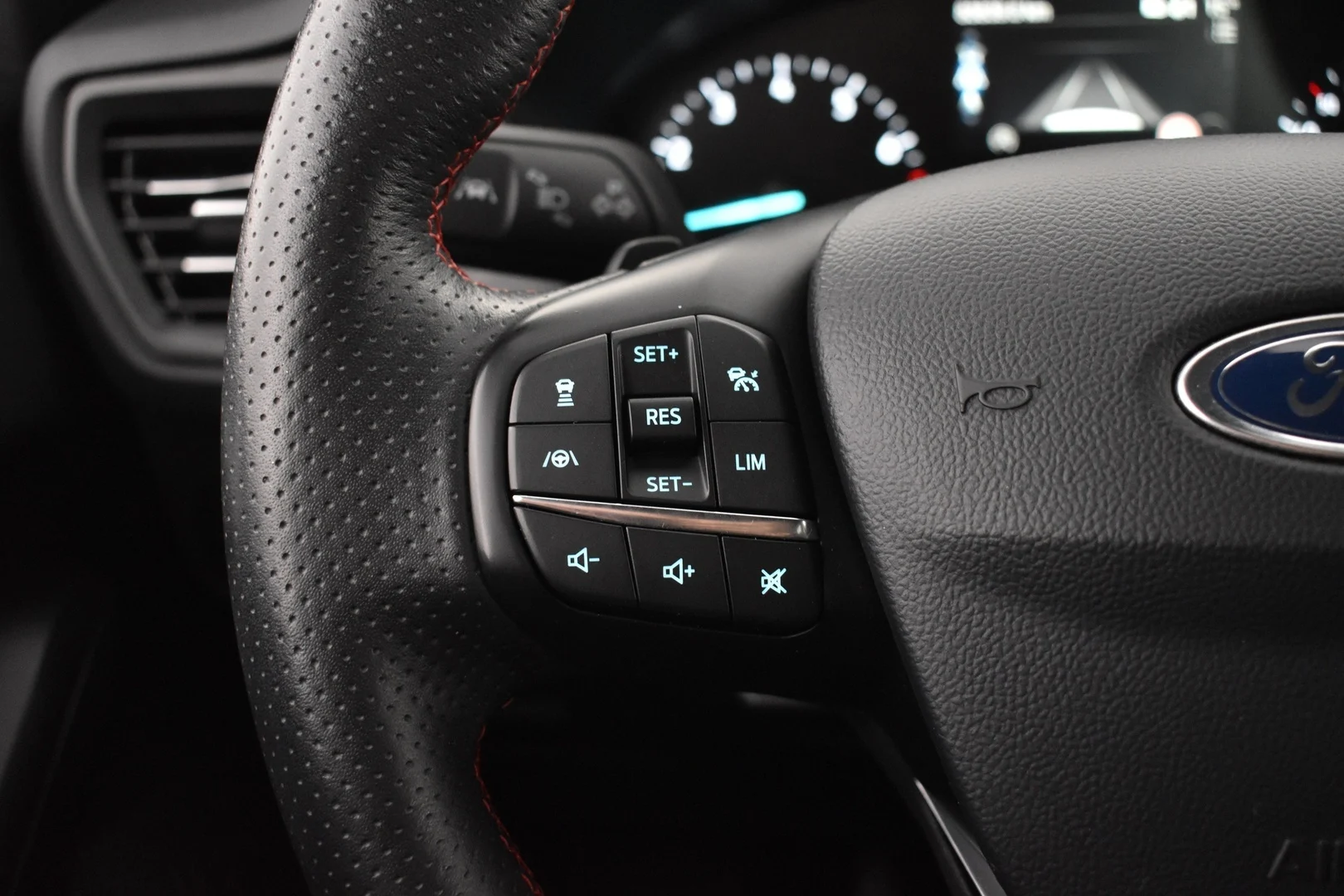 Car Image - 1PmwsY4w6aU9XChnH9euOE