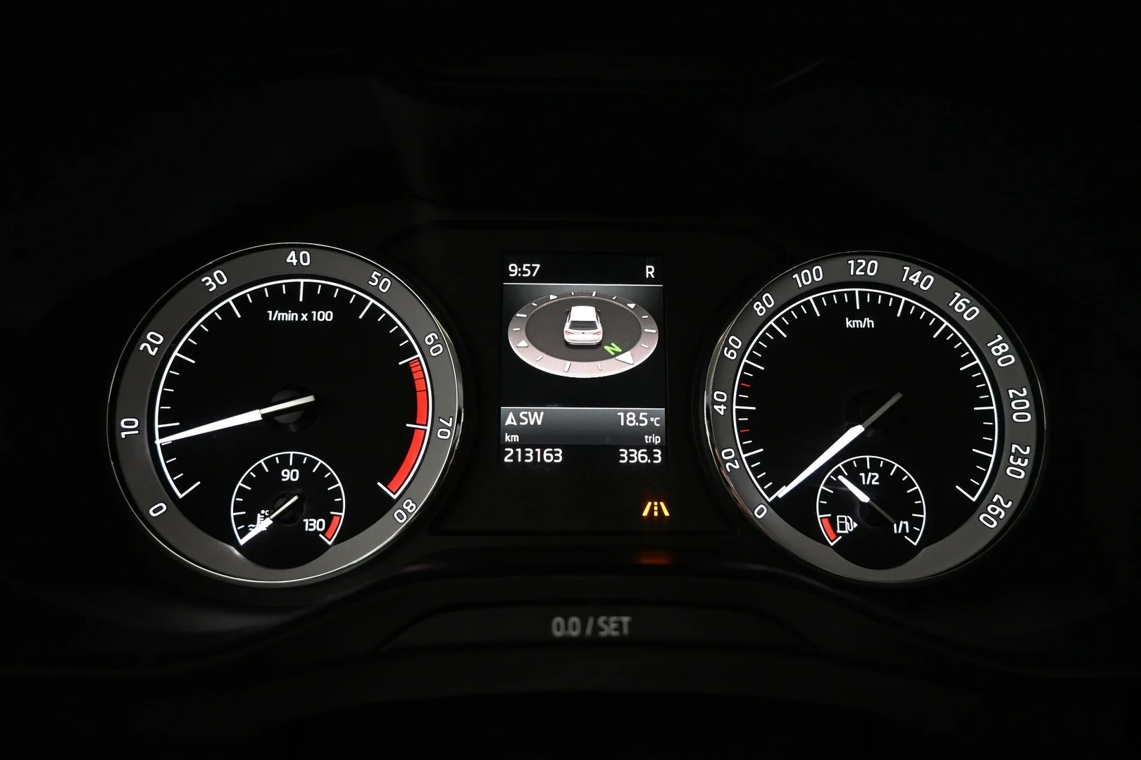 Car Image - 3f6knNizWhOHqRi2JP7yqU