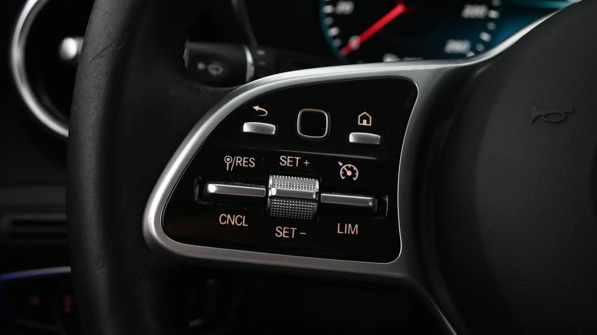 Car Image - 4g66wyrDw5oa4JB291bxdC