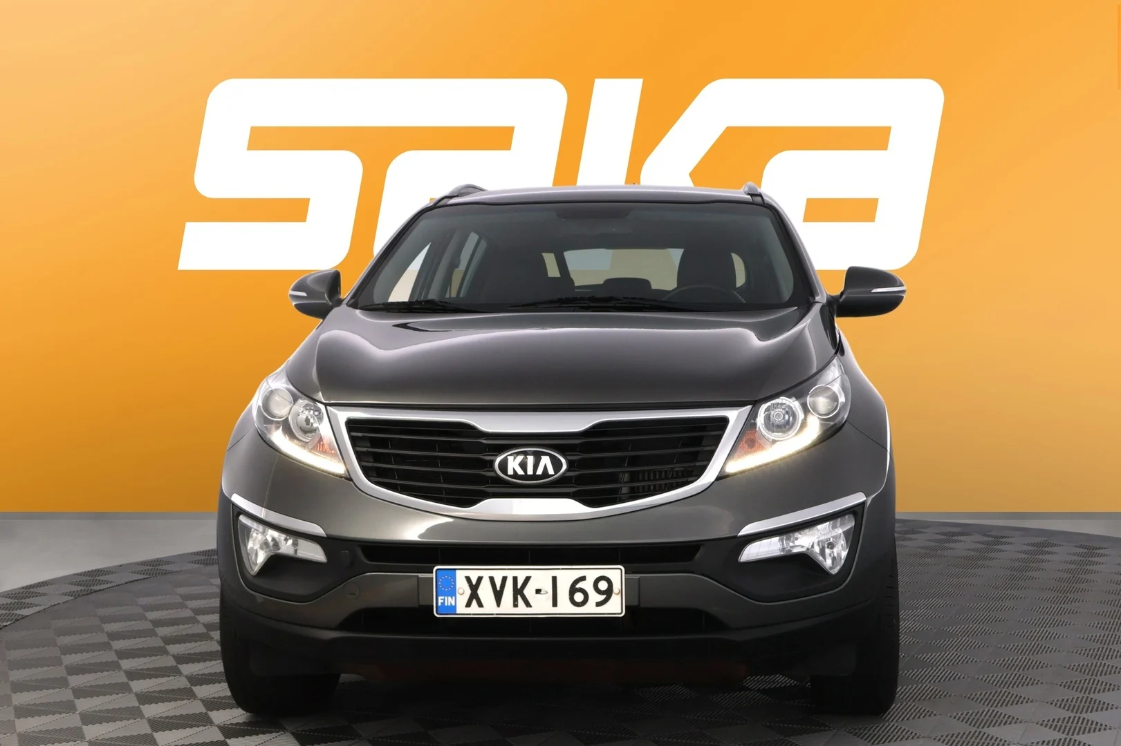 Car Image - 7bsJpUb39fROl6dMJD6Jjw