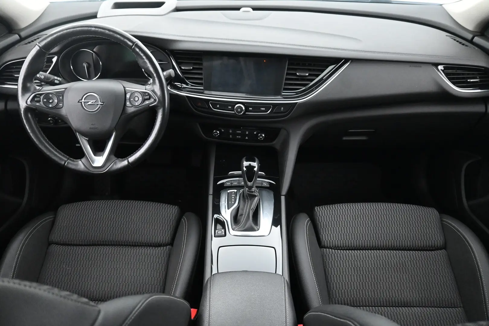 Car Image - XpRHYkZwL64DkTZc1rHvn