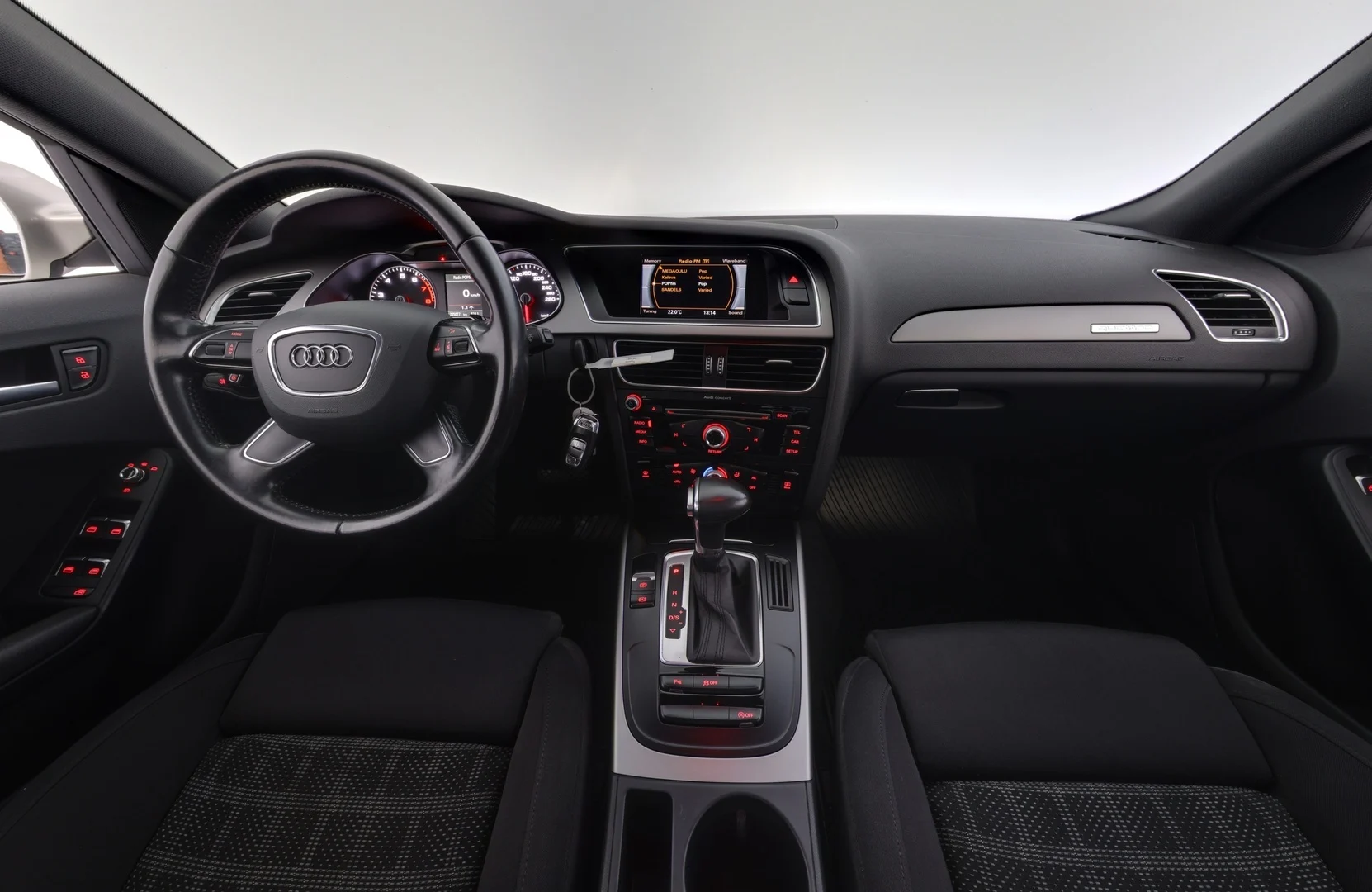 Car Image - 3uvGuHgEpUpCDpsyxl1HvT