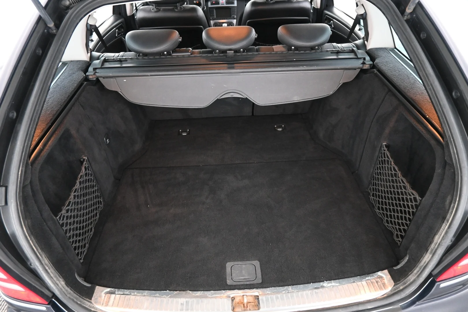 Car Image - 6t9wU8VhHvX8XAzQ8oSyHj