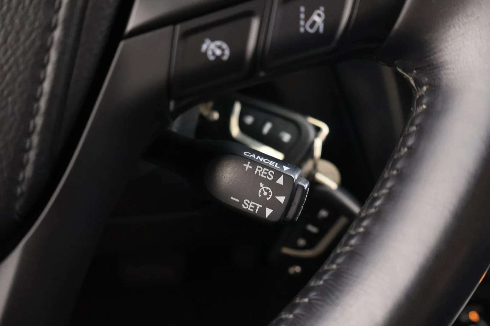 Car Image - 6oCTUAYcg6PTwJvY11lVRn