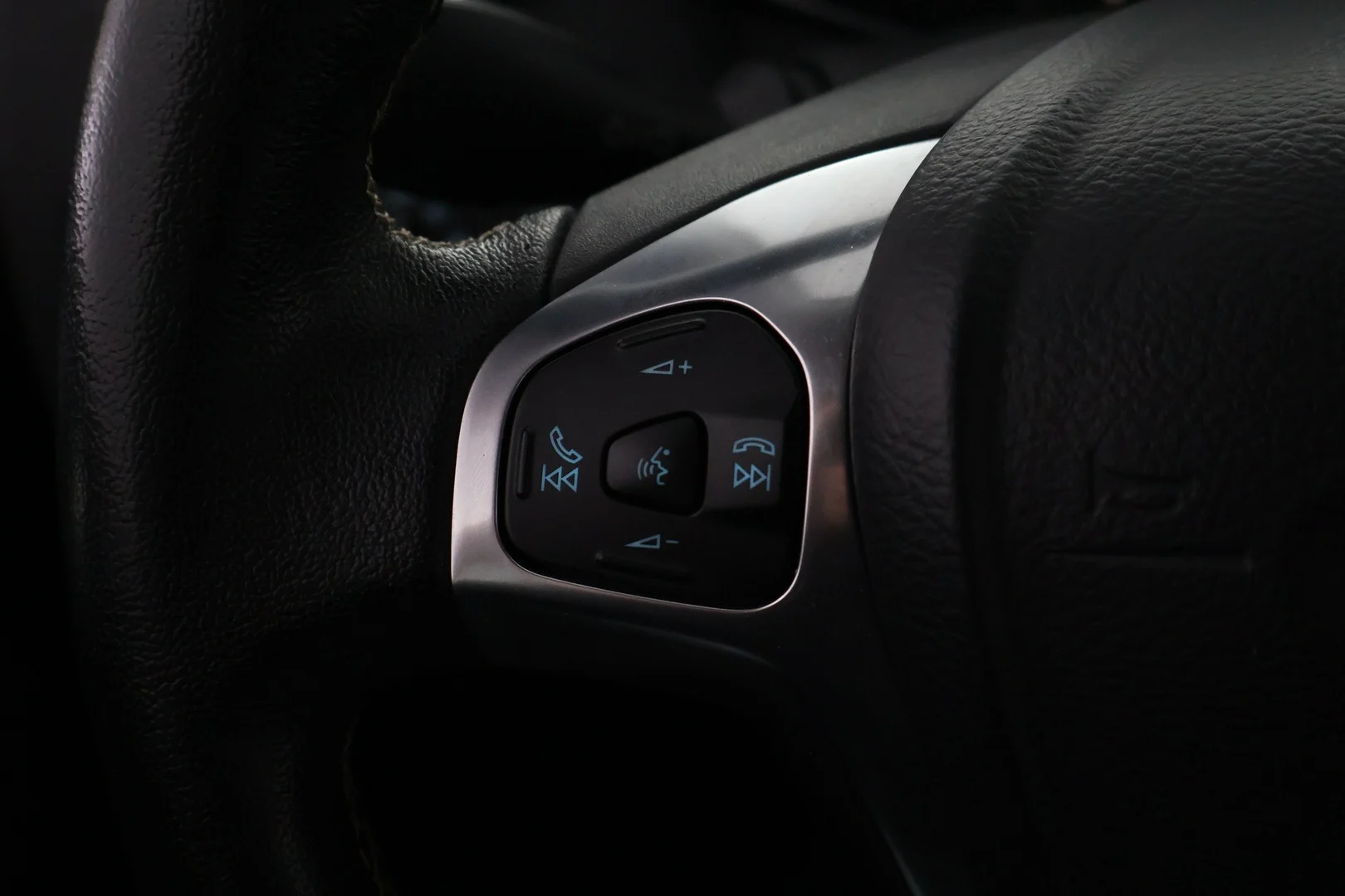 Car Image - 5tqj86J4K4RdZgPeQFfSkD