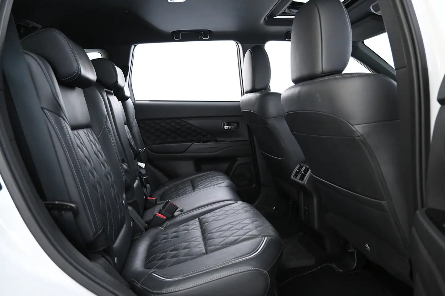 Car Image - 6zxfwu1PeY3rTQr2nNumWx