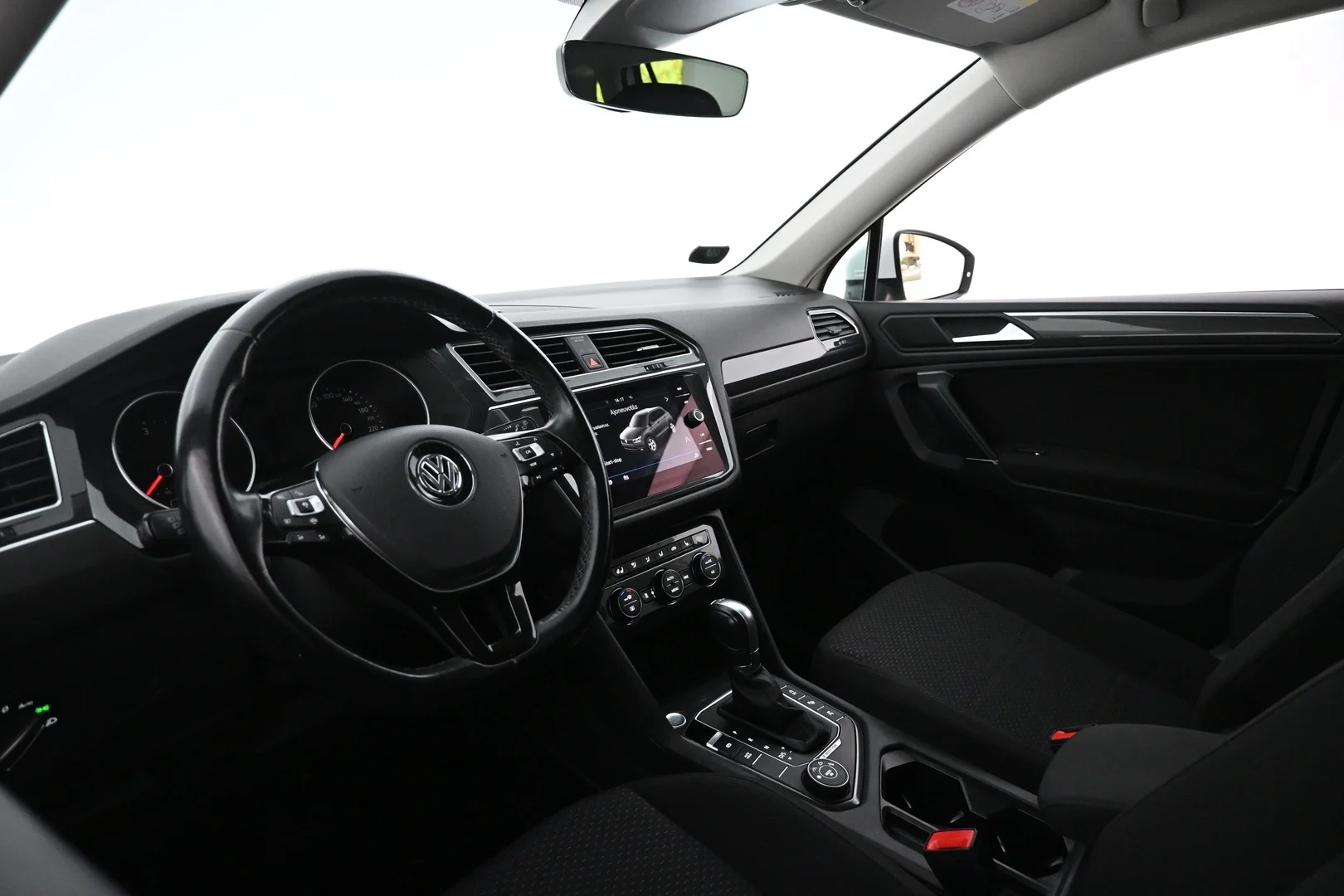 Car Image - 6JkW5QO1r1XLVfQ7uUbVT9