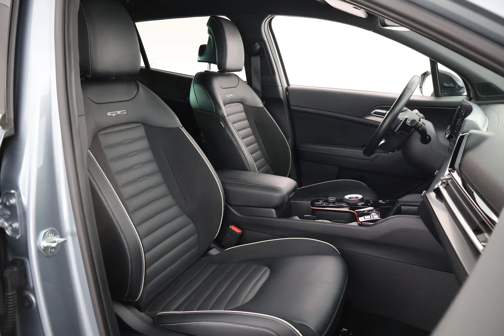 Car Image - 1yqdAczyaTzx3g9MVCuj0G