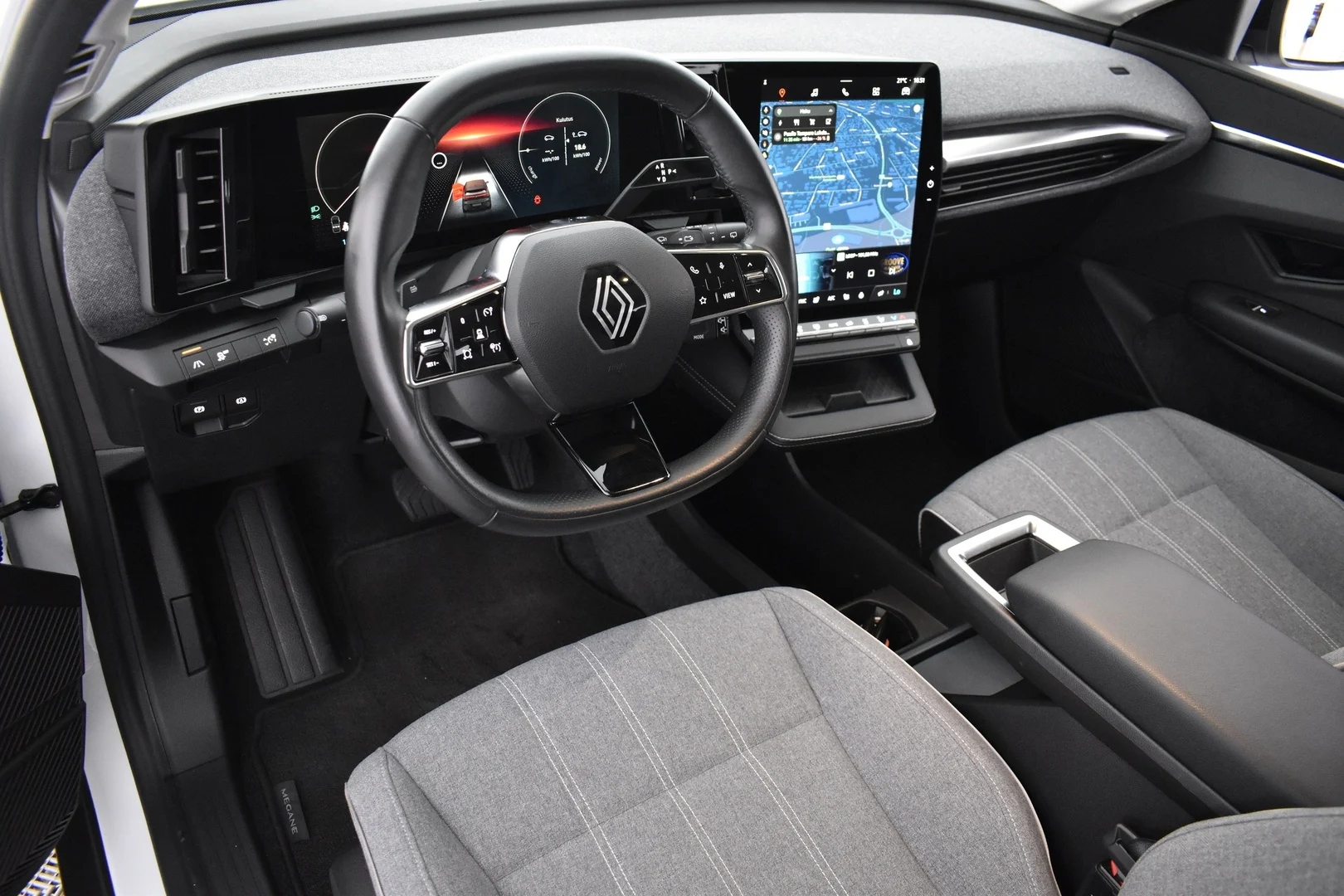Car Image - 4MaXrtwDAXXgr5QXqnCwvS