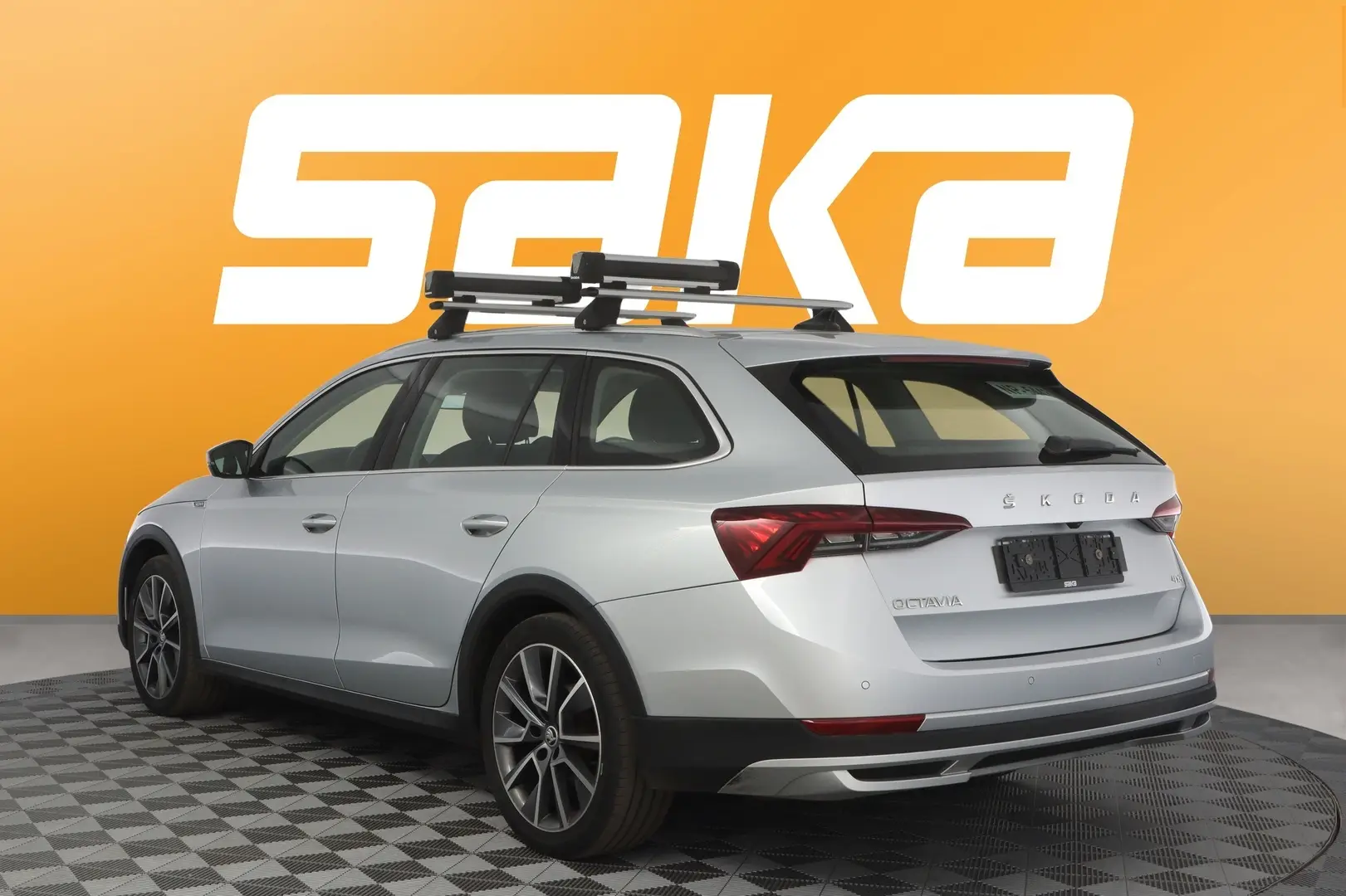 Car Image - 2EfkNSnuqorMw3kbl50LBk