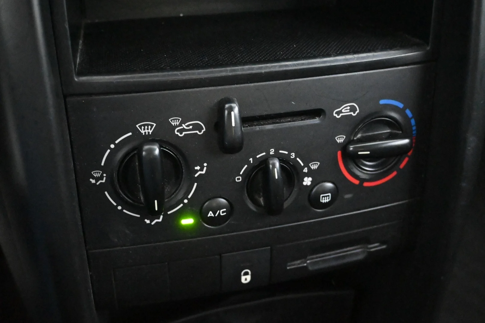 Car Image - 4OjZmku086zZ9V88CRfGC0