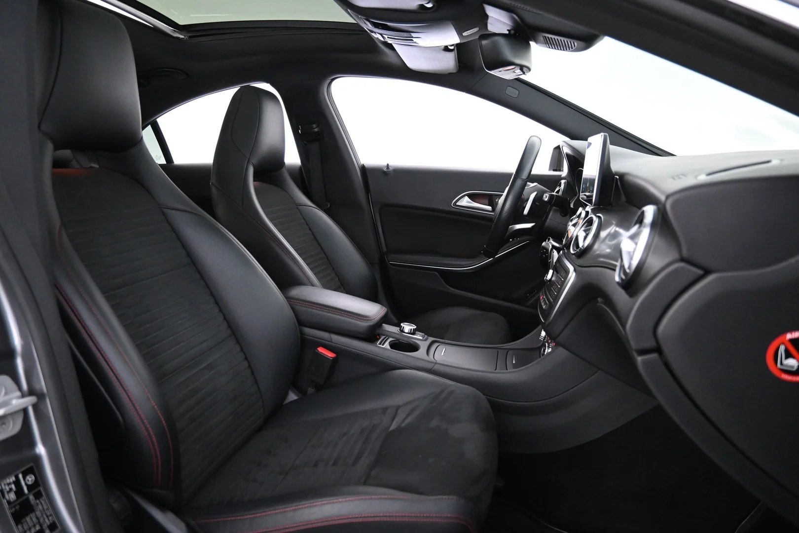 Car Image - 53VC5y9v5ghloNjKO8vSbp