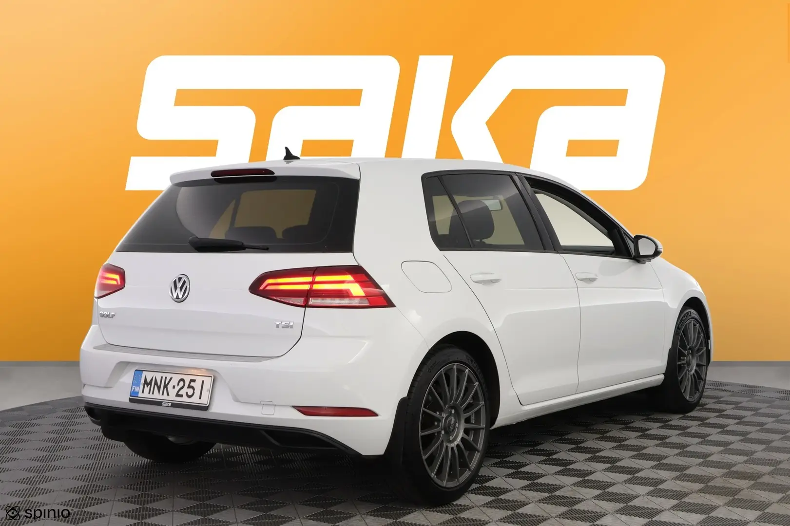 Car Image - 6mYDKD5XtfdO3aaplZ6YRO