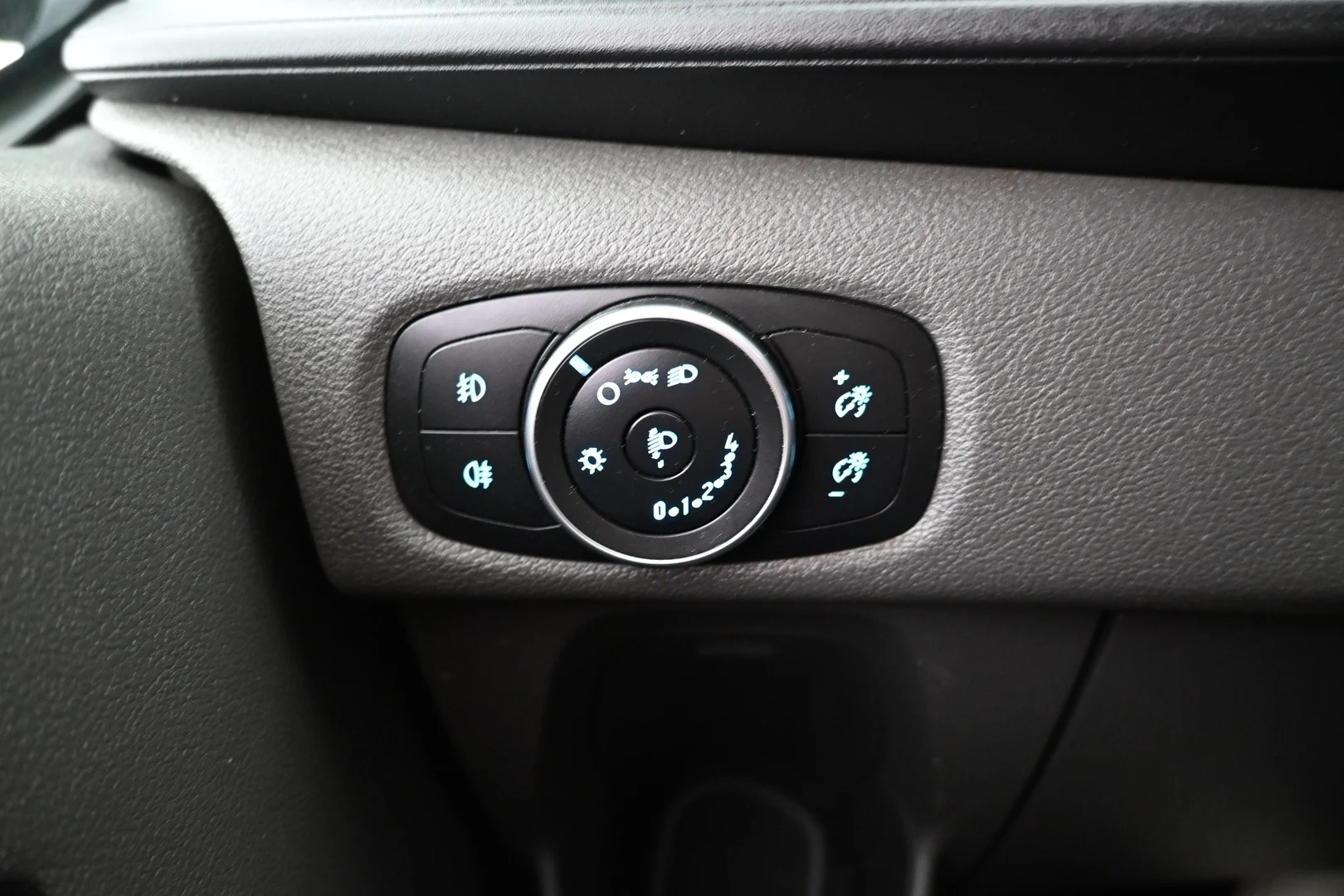 Car Image - 6TUemu2YPRcNSKUl0LY8O5