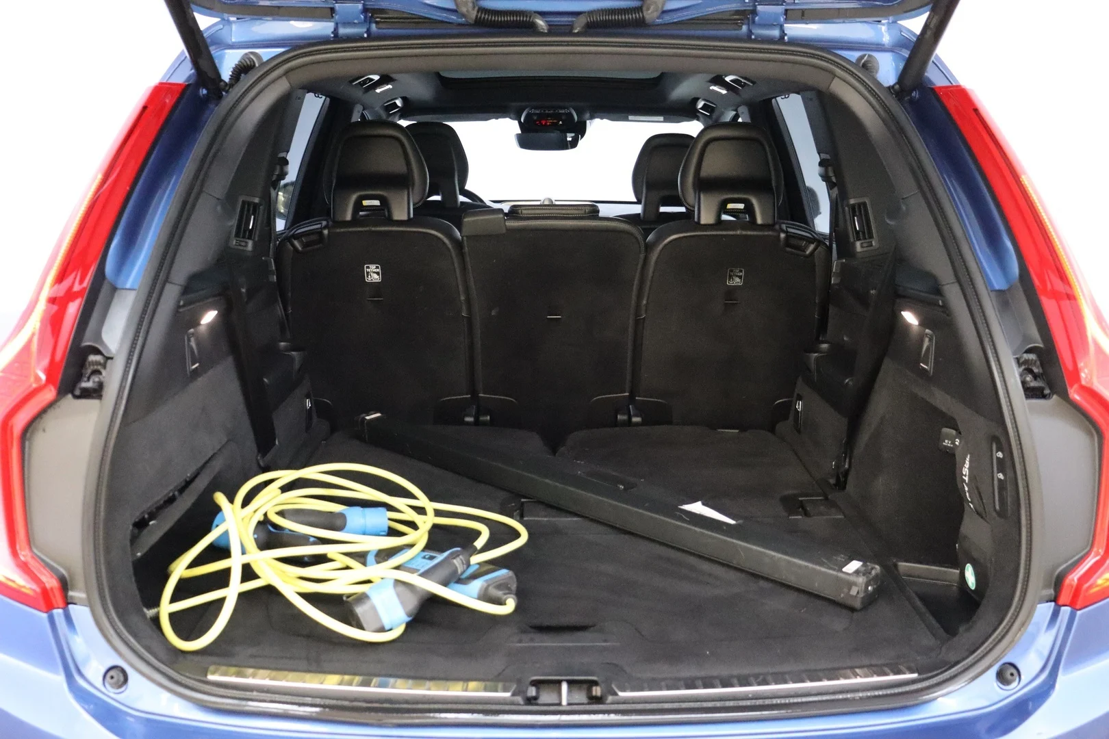 Car Image - 4fKc41533cI8DOs8DQBbdJ