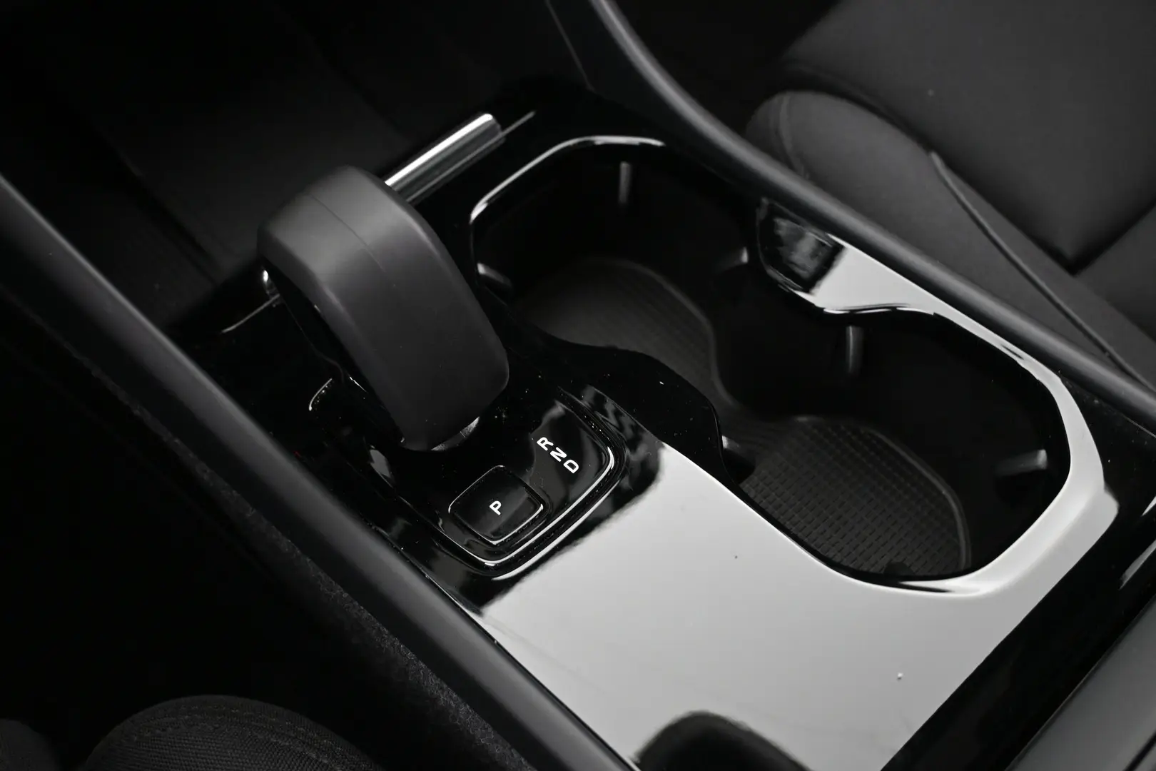 Car Image - 1omumJLRPJrHw5OWv9LHxW