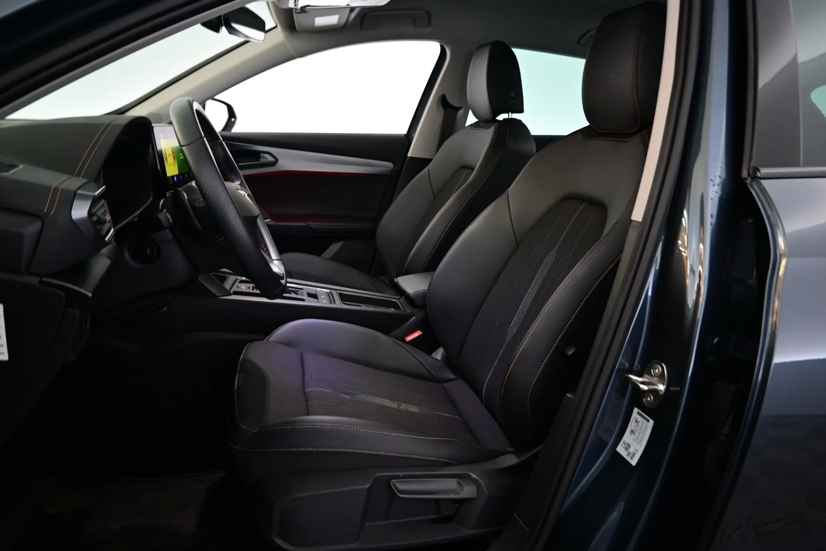 Car Image - 4IDpvpcBNr2rdOHiHA7Lby