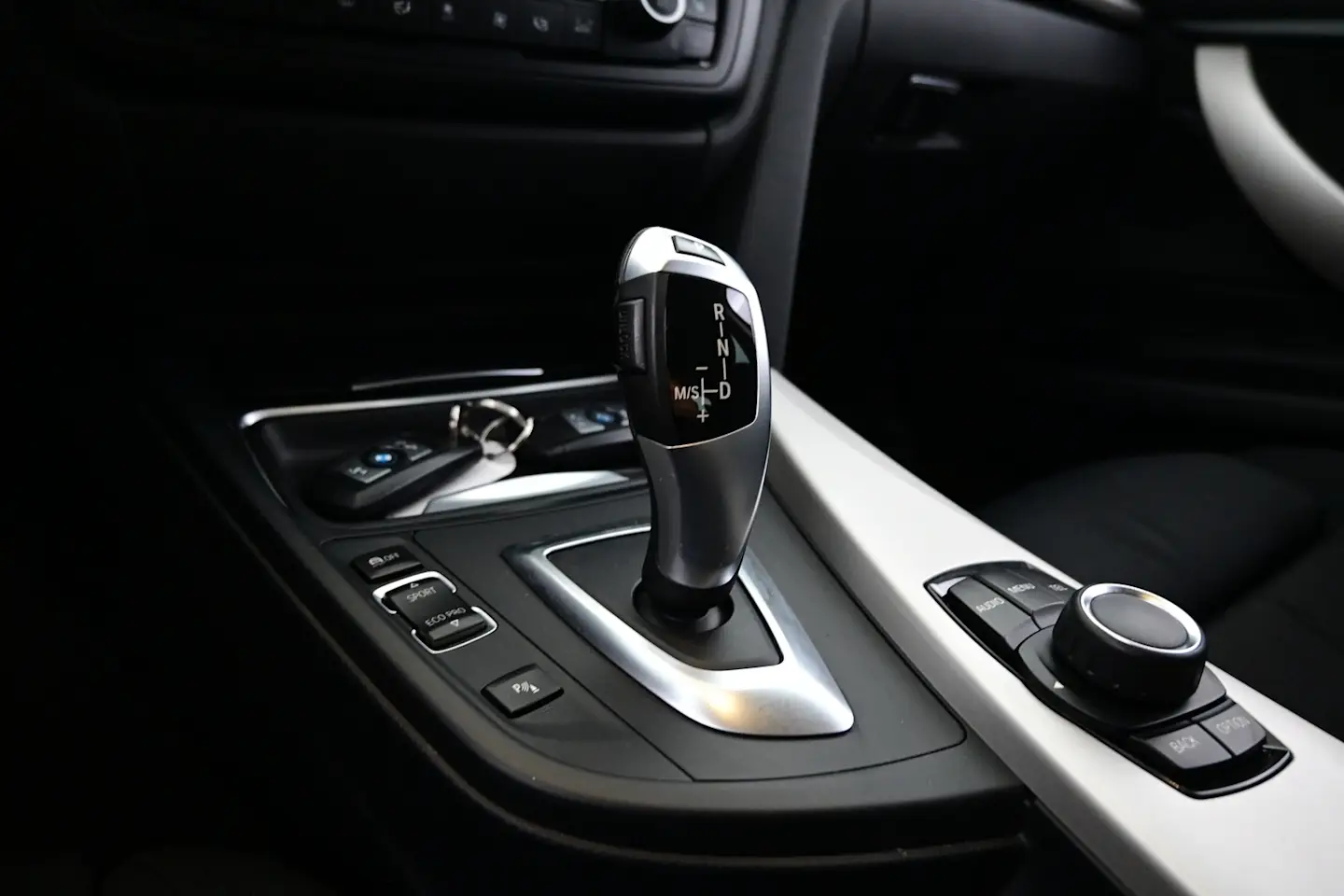 Car Image - 5rWIcQyFnaKQBCxH7nz7rU