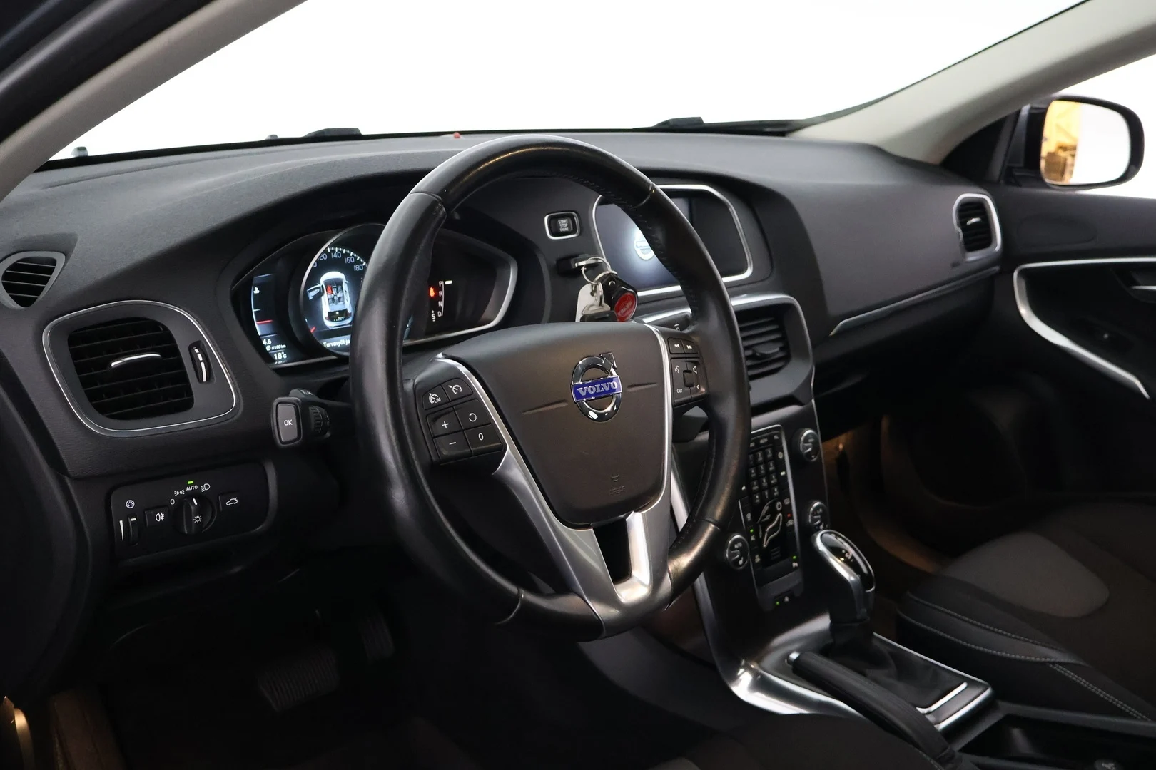 Car Image - 40ovQ7aV2ANLlkiMnUKdU4