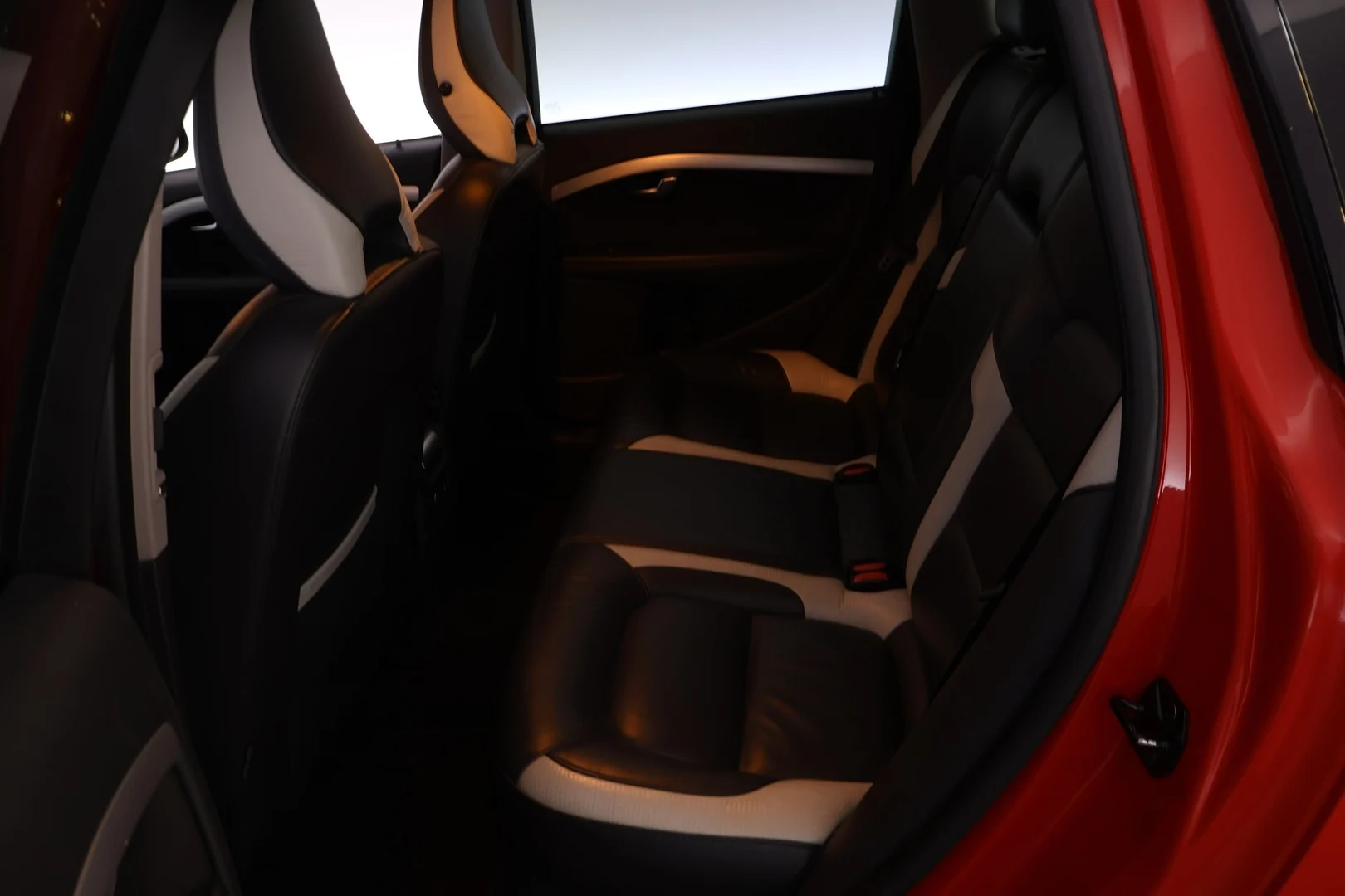 Car Image - 1bjxw8zaoxcRrcLNHlkH81