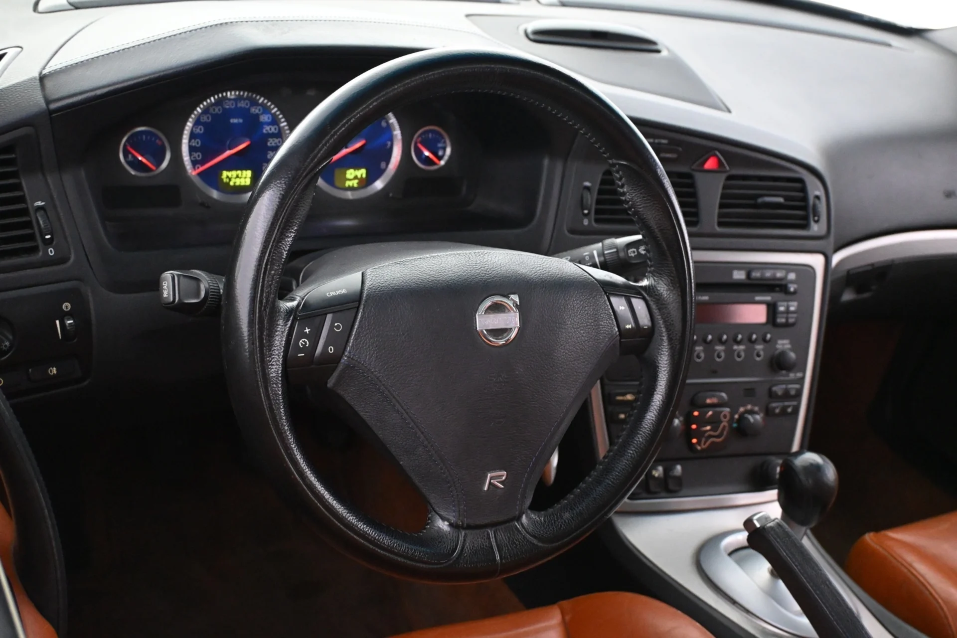 Car Image - 3Ts6uXedP47YATFJxiPWIi