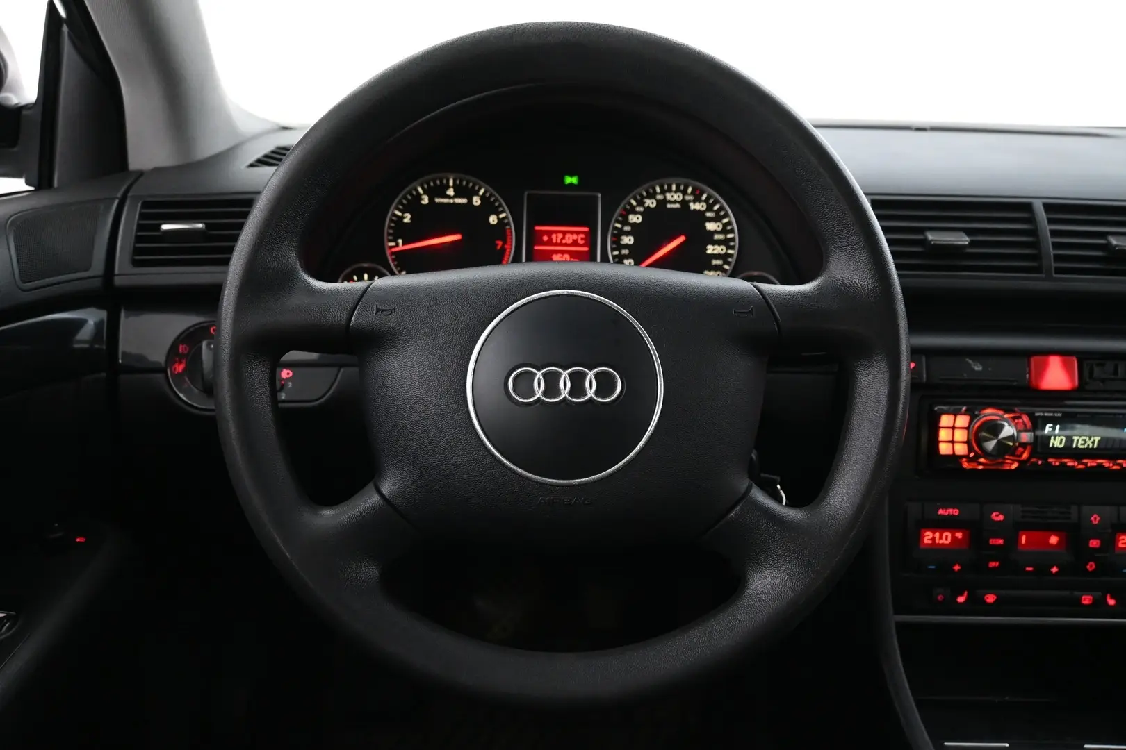 Car Image - 52aNbW9PbYXPJxqfBEuI7j