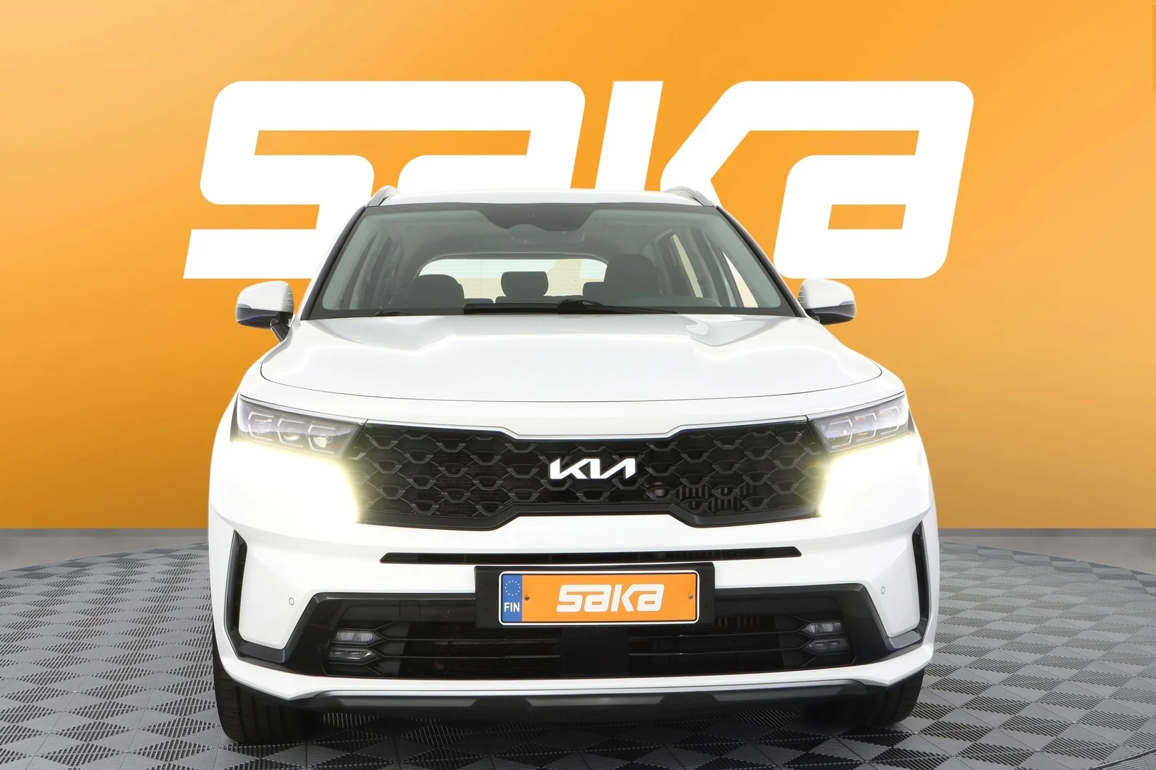 Car Image - 3P4PIMcS3LyDyEdvNjOeZu