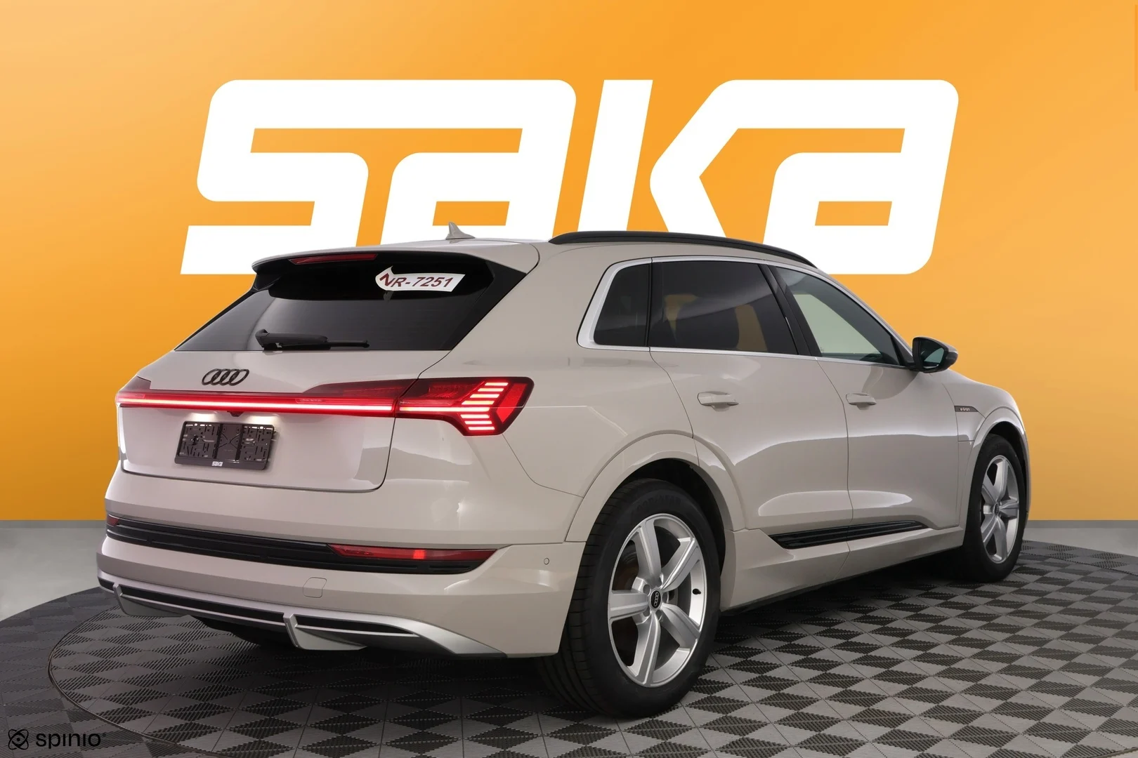 Car Image - 6kWwgprSE8ibCWcPrPZRdN