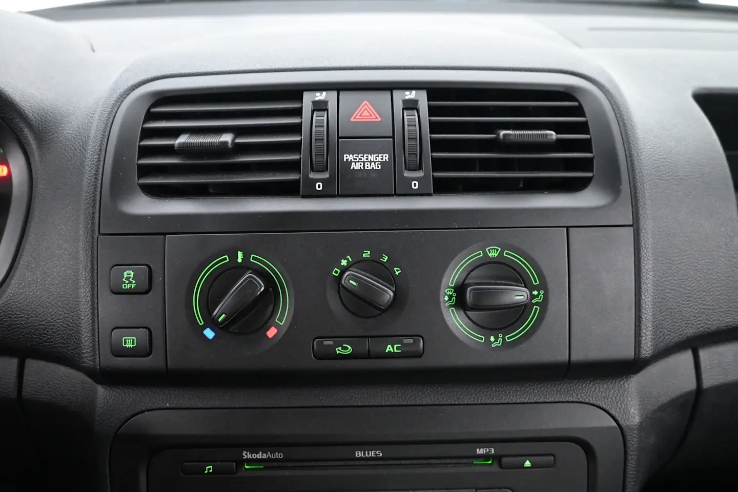 Car Image - 3qUgsHCknF0A1xuAscusoi