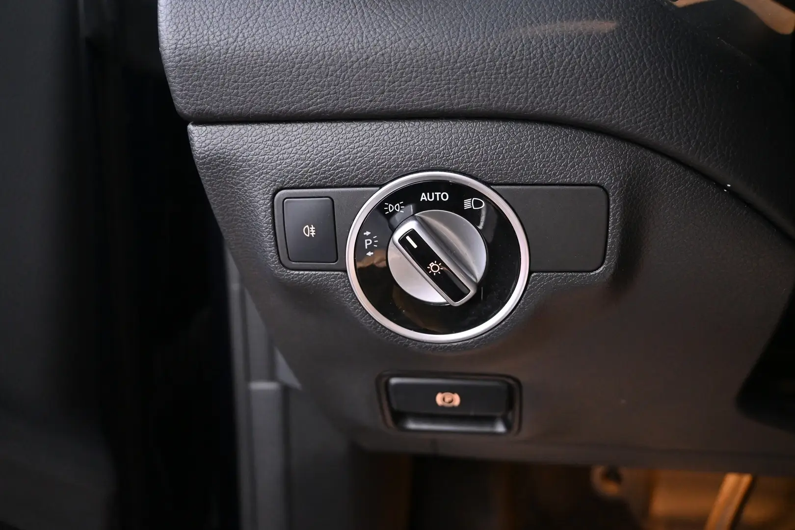 Car Image - 26i4scIcZELLOLyPrWMN9c