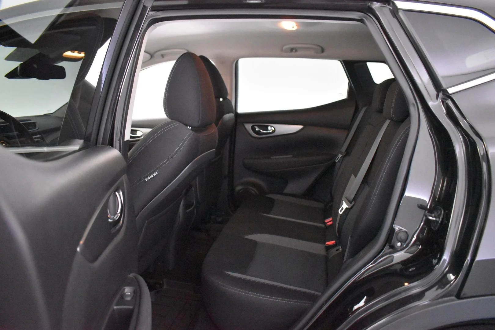 Car Image - 5UVoxy1RSGjPB5E0HCoj9N