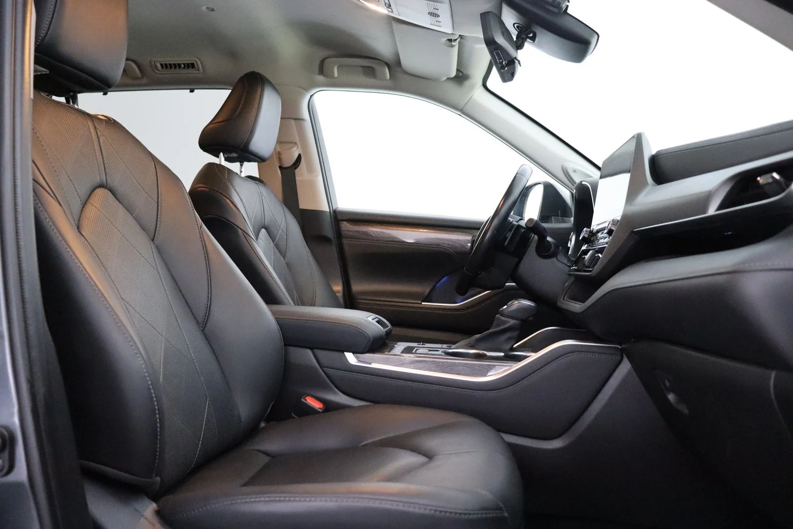 Car Image - 5gL9KyvvdvDW87riemua7H
