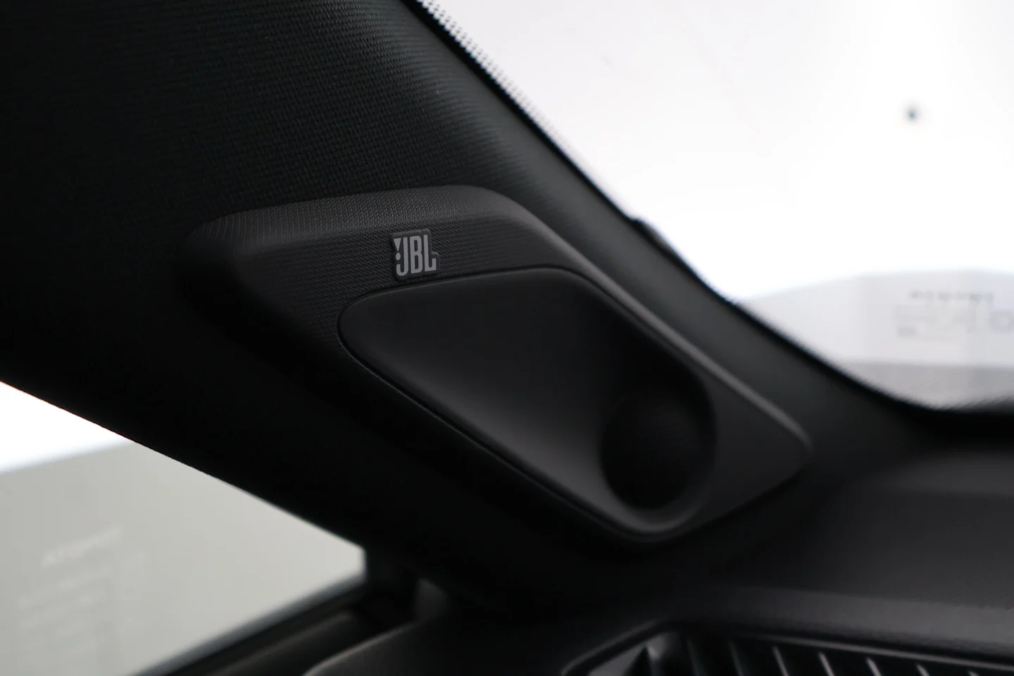 Car Image - 4bj08wylc5uFS9eBOrYJlO