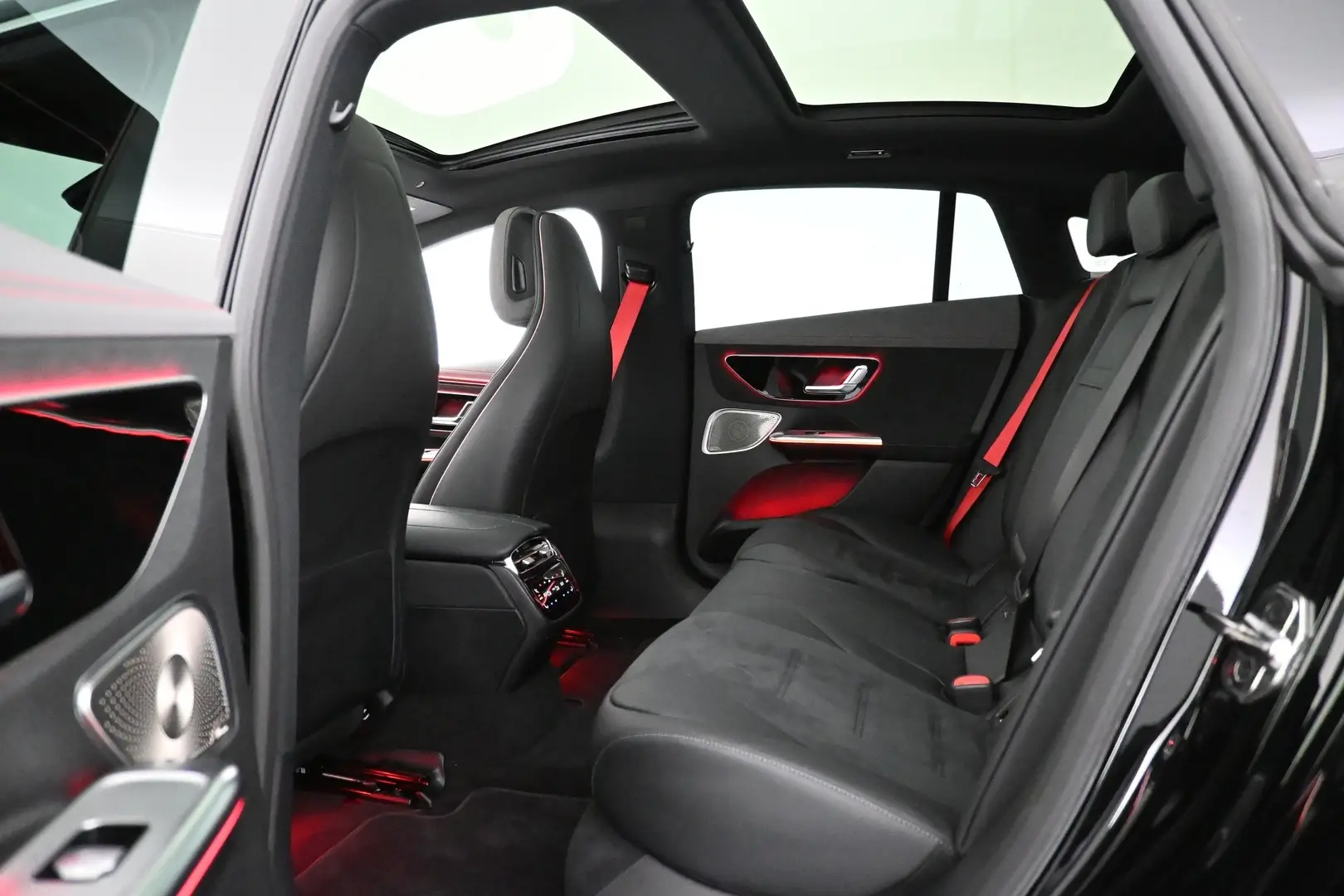 Car Image - 5uErCTFwP8Bfe9SaV57sCR