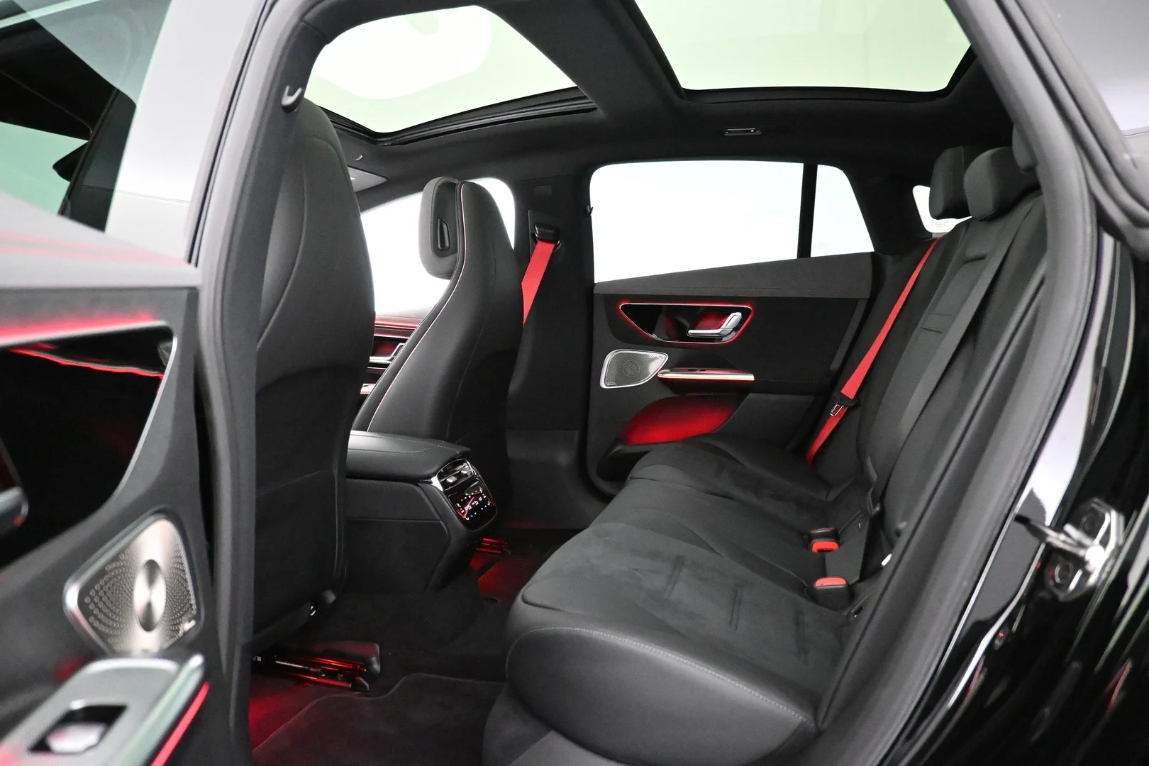 Car Image - 5uErCTFwP8Bfe9SaV57sCR