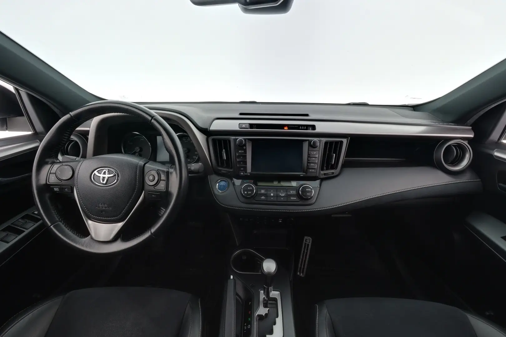 Car Image - 33u21X6WCk7S8zOY34Rl8C