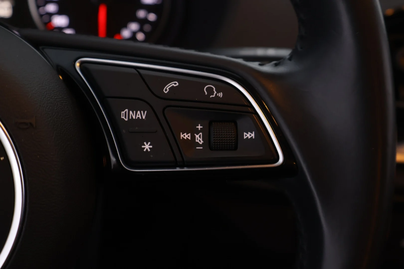 Car Image - 3WRSBdnTfWPSvbJgoJVYn7