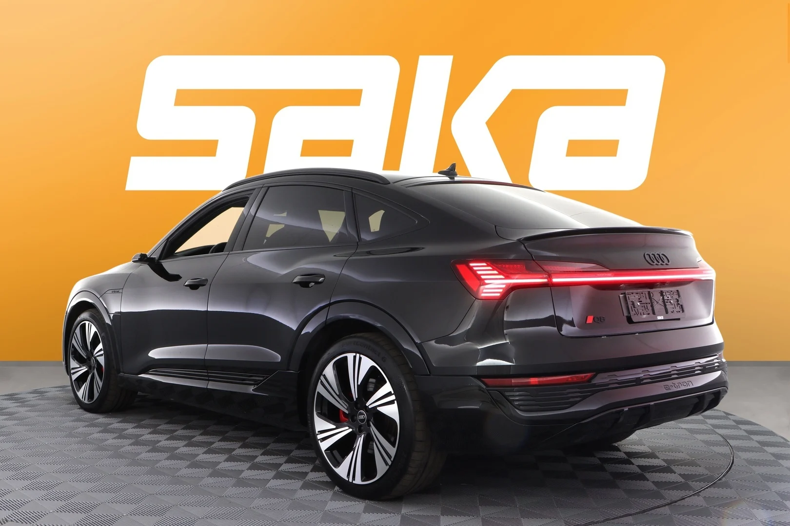 Car Image - 3A49QndwdEEC2yBbmC90lx