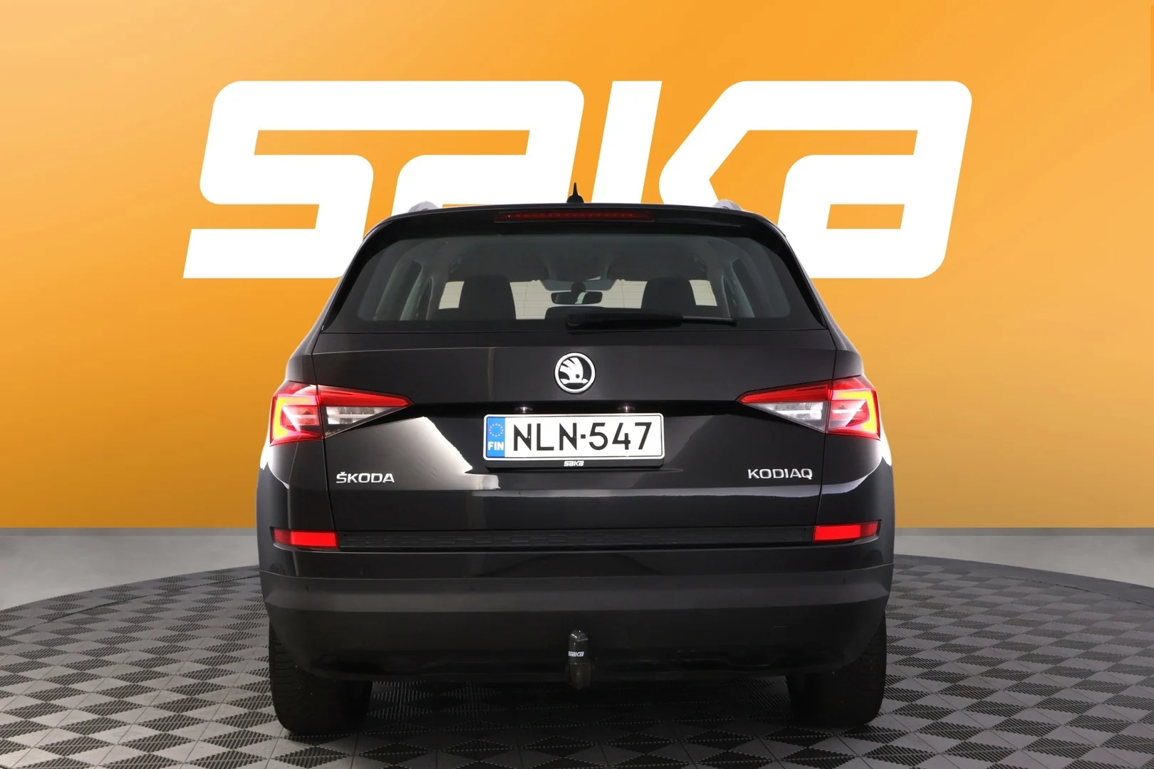 Car Image - 5DtuxscPTD3RSYUuevn1hH