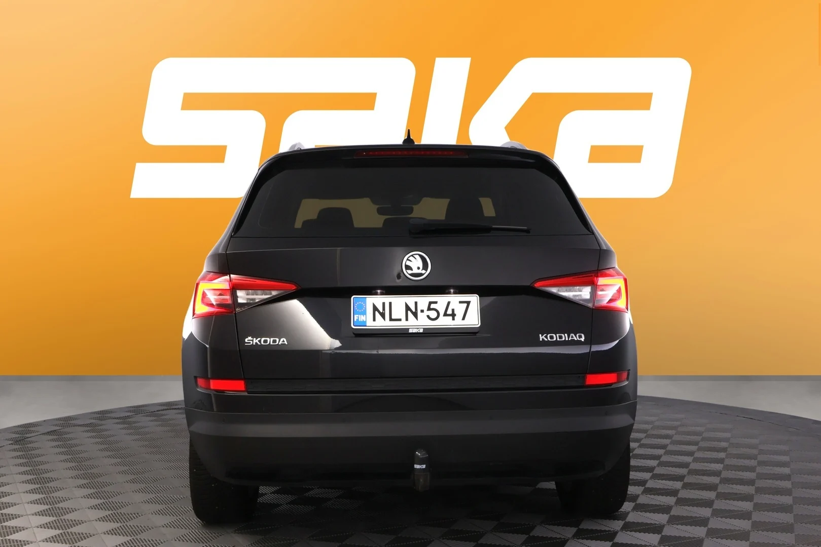 Car Image - 5DtuxscPTD3RSYUuevn1hH