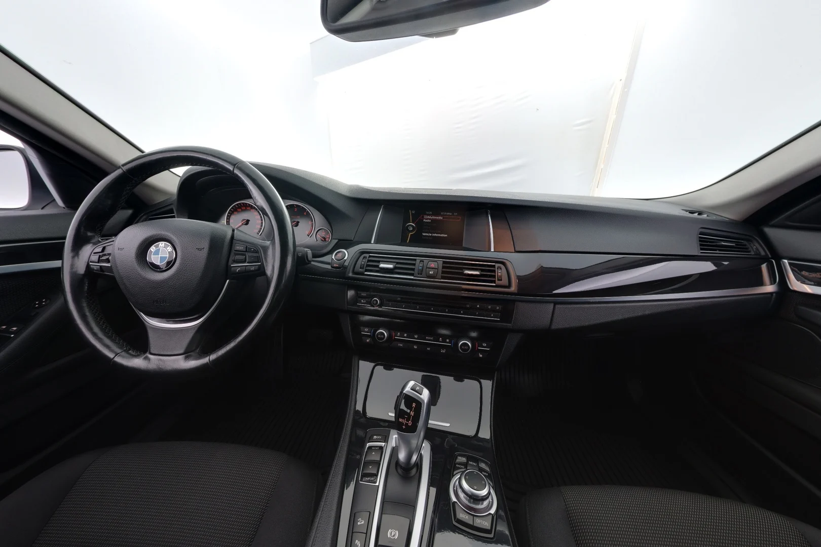 Car Image - pTWuLHqd9EFqYKE0zgRhx