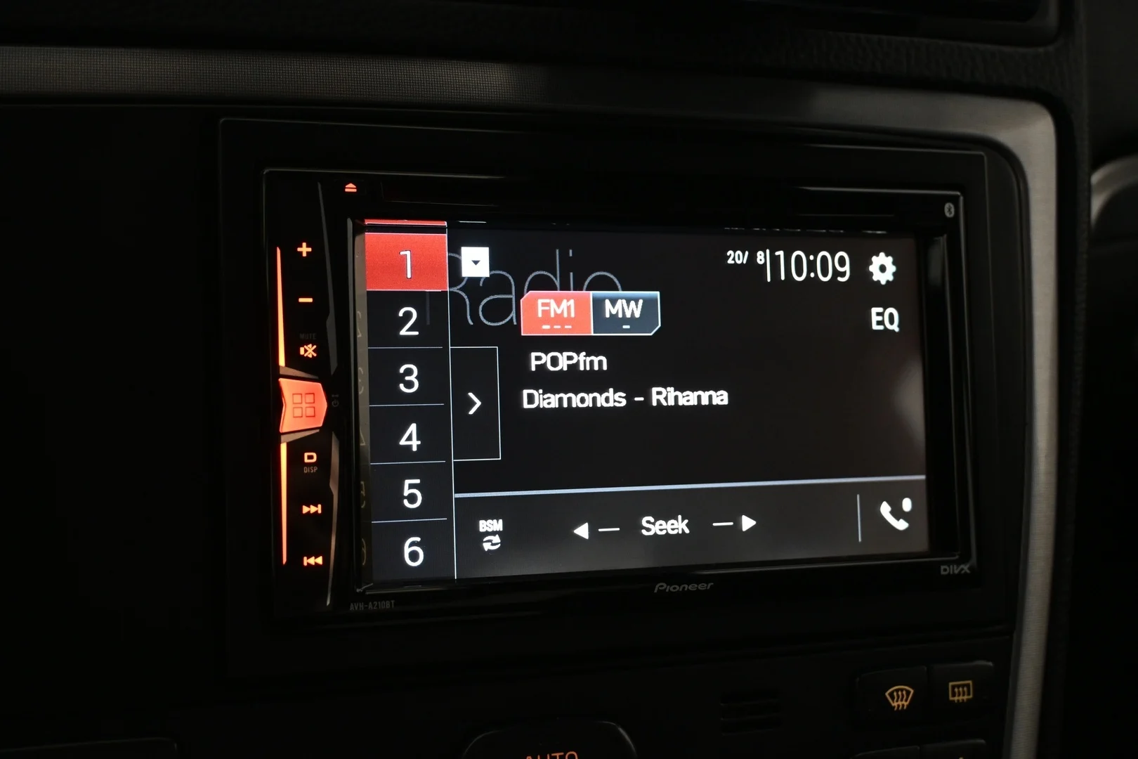 Car Image - 455GD7Y3gRQ19nSN9YUztL
